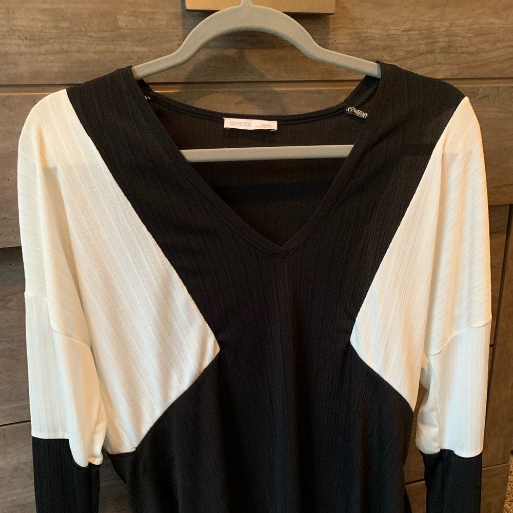 —SOLD— Zara Black n White Top